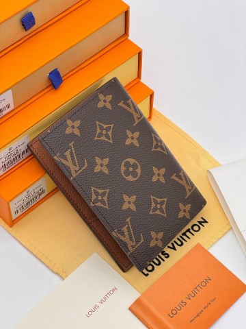 Louis Vuitton обложка на паспорт