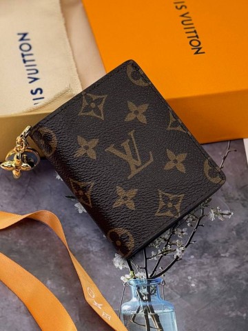 Louis Vuitton кошелек