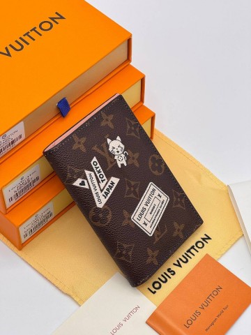 Louis Vuitton обложка на паспорт