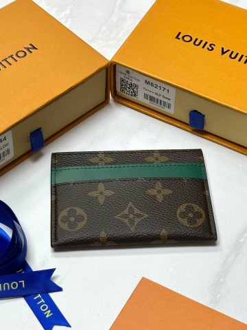 Louis Vuitton картхолдер