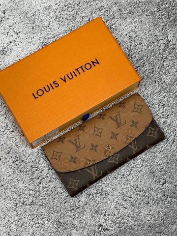 Louis Vuitton кошелек