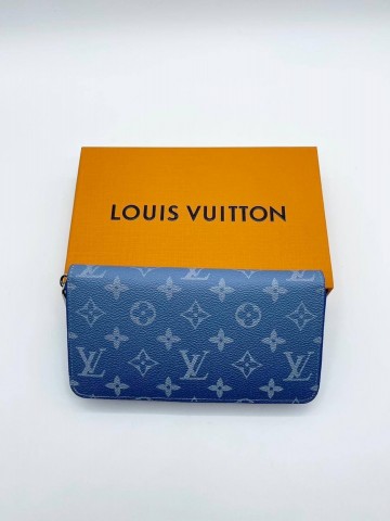 Louis Vuitton кошелек