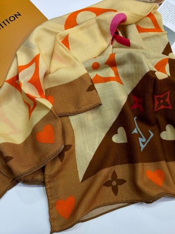 Louis Vuitton платок