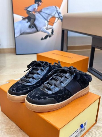 Louis Vuitton кроссовки