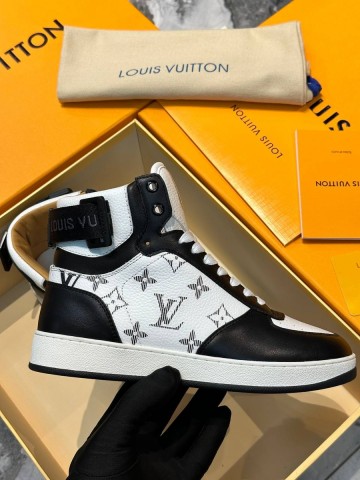 Louis Vuitton кроссовки
