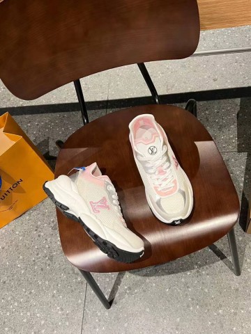 Louis Vuitton кроссовки