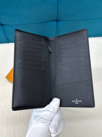 Louis Vuitton кошелек