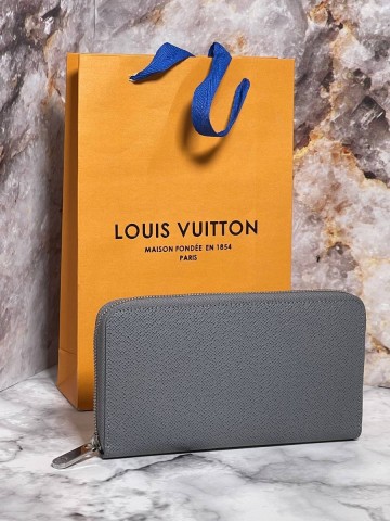 Louis Vuitton кошелек