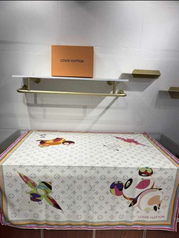 Louis Vuitton платок