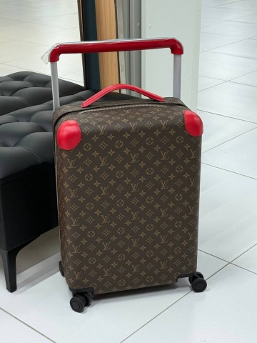 Louis Vuitton чемодан