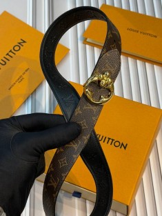 Louis Vuitton Flowergram ремень