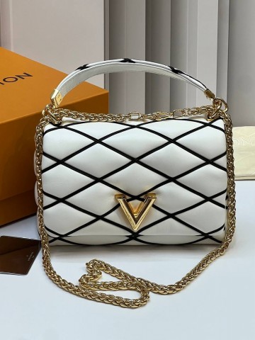 Louis Vuitton GO-14 MM сумка