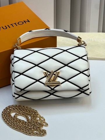 Louis Vuitton GO-14 MM сумка