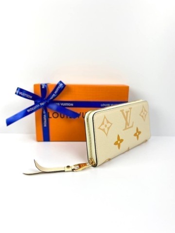 Louis Vuitton кошелек
