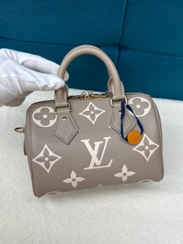 Louis Vuitton Speedy 20 сумка