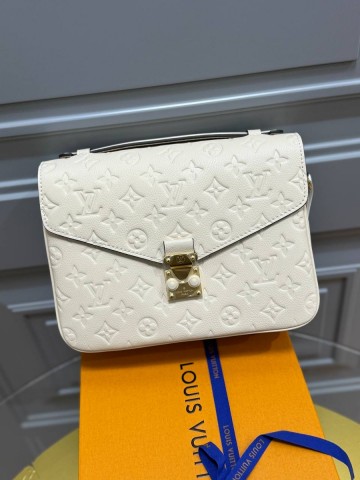 Louis Vuitton POCHETTE METIS сумка