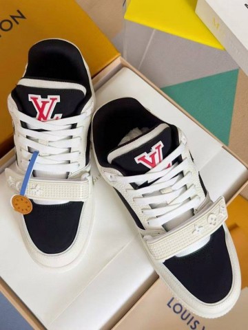 Louis Vuitton кроссовки