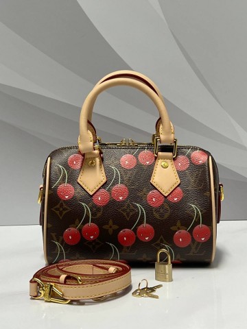 Louis Vuitton сумка