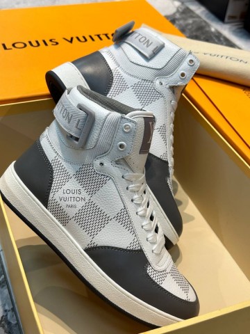 Louis Vuitton кроссовки