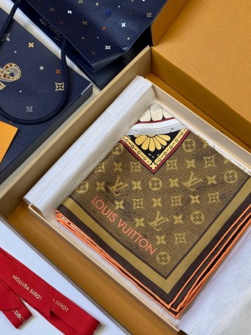 Louis Vuitton Malles Merveilleuses 90 платок