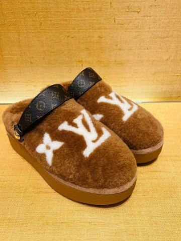 Louis Vuitton мюли