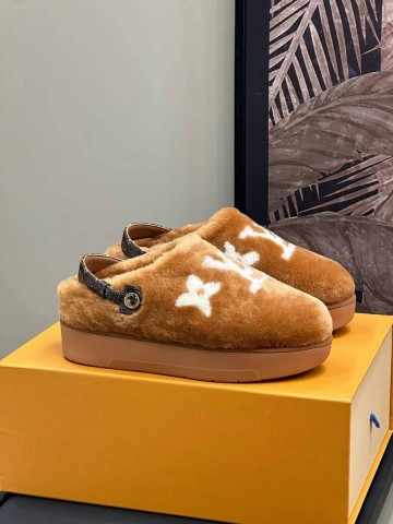 Louis Vuitton мюли