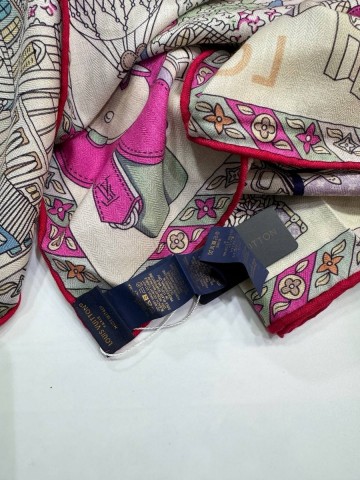 Louis Vuitton платок