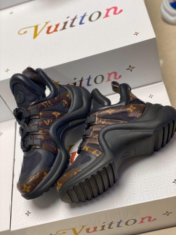 Louis Vuitton кроссовки