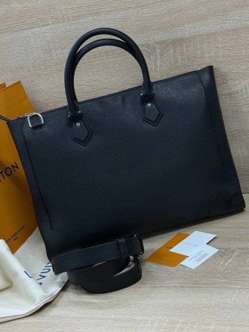 Louis Vuitton портфель