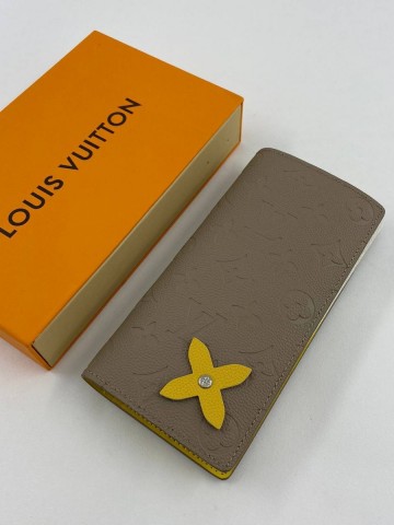 Louis Vuitton кошелек