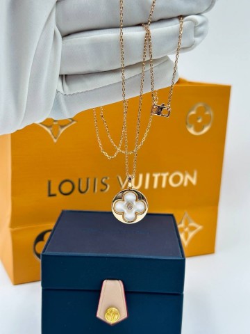 Louis Vuitton кулон