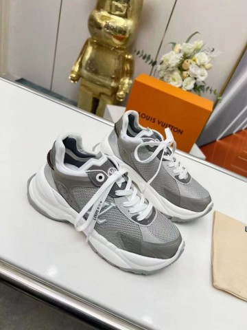 Louis Vuitton кроссовки