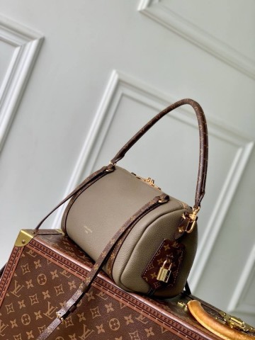 Louis Vuitton сумка