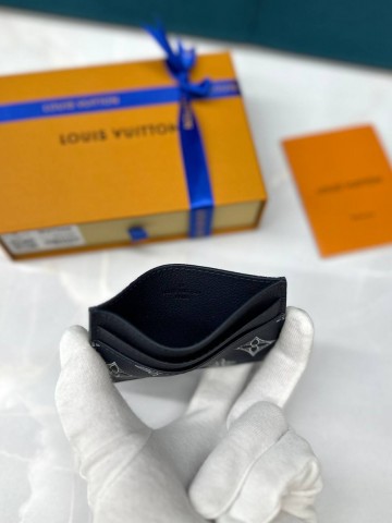 Louis Vuitton картхолдер