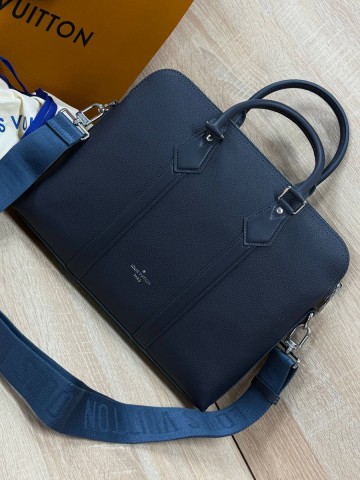 Louis Vuitton портфель