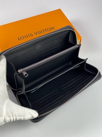 Louis Vuitton кошелек