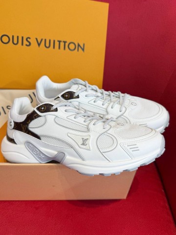 Louis Vuitton кроссовки