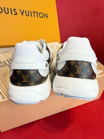 Louis Vuitton кроссовки