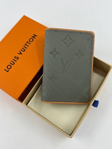 Louis Vuitton картхолдер
