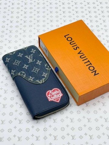 Louis Vuitton кошелек