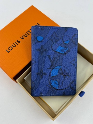 Louis Vuitton картхолдер
