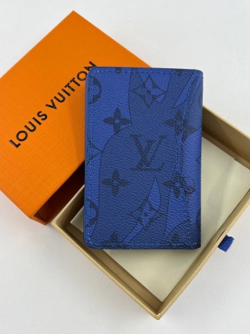 Louis Vuitton картхолдер