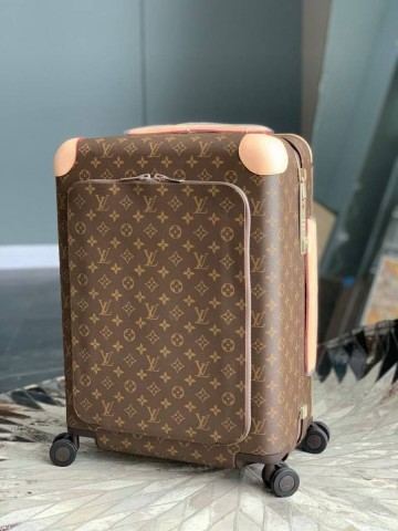 Louis Vuitton чемодан