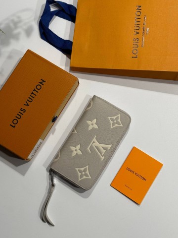 Louis Vuitton кошелек