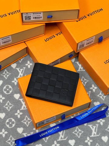 Louis Vuitton кошелек