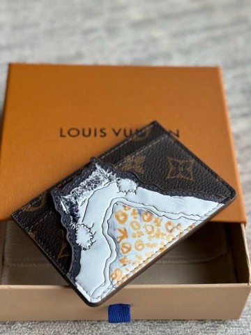 Louis Vuitton картхолдер