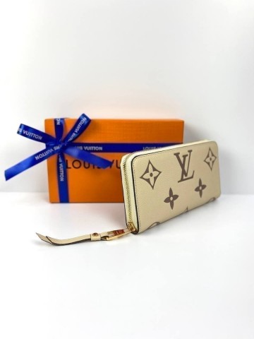 Louis Vuitton кошелек