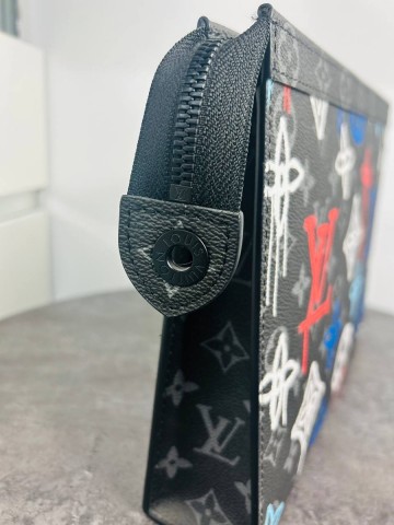 Louis Vuitton клатч