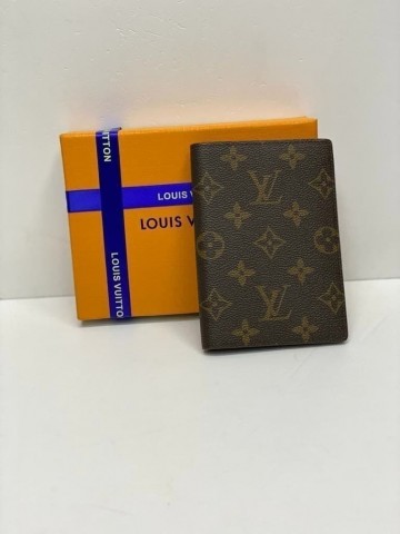 Louis Vuitton обложка на паспорт