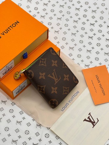 Louis Vuitton кошелек